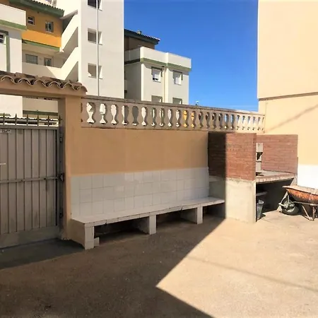 Apartamento En Golden Park Apartment *